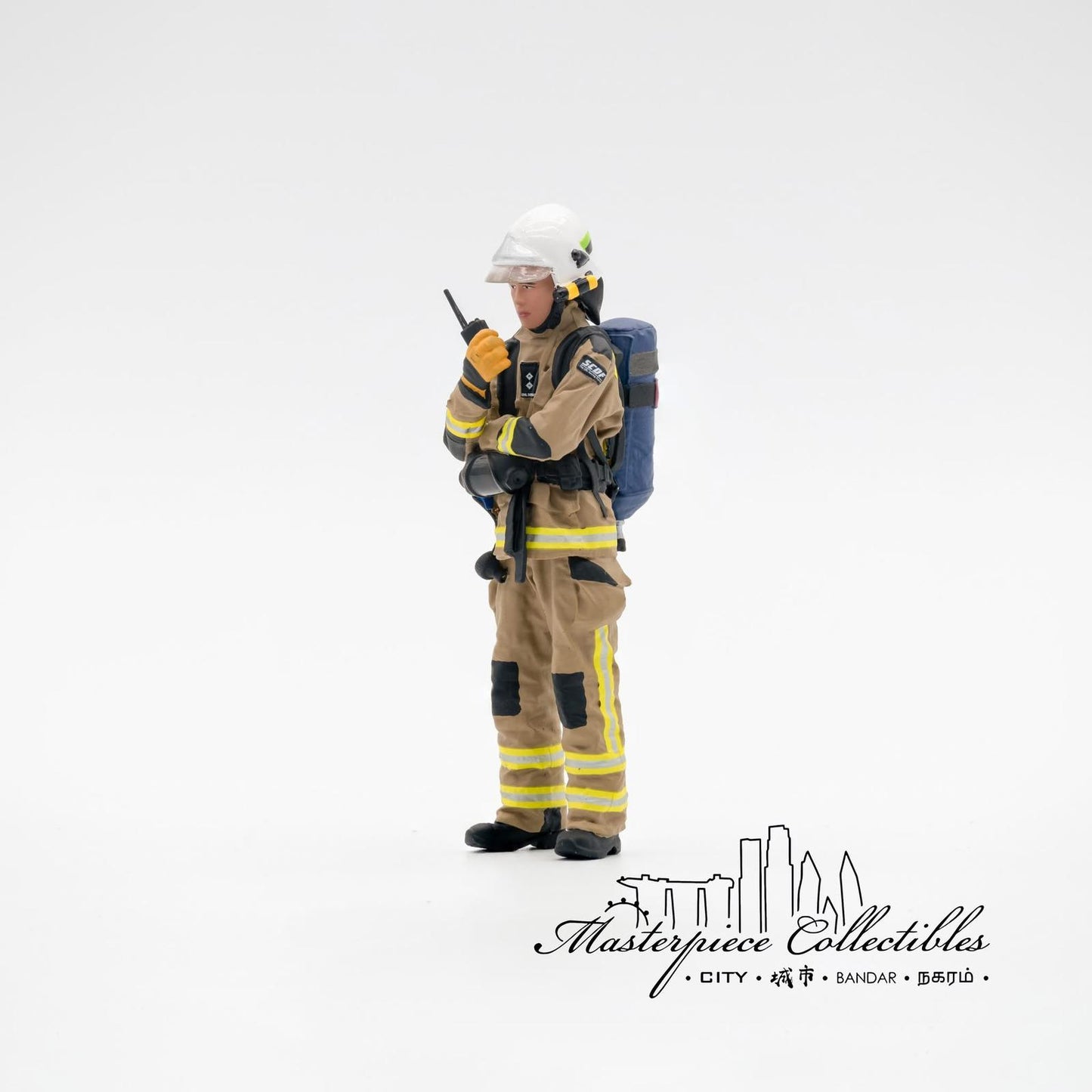 1/18 Firefighter Figurine