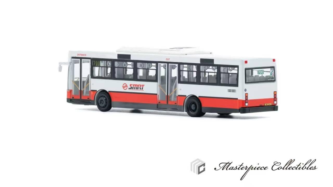 1/110 Singapore Mercedes-Benz O405 Bus (Service. 700) No.82