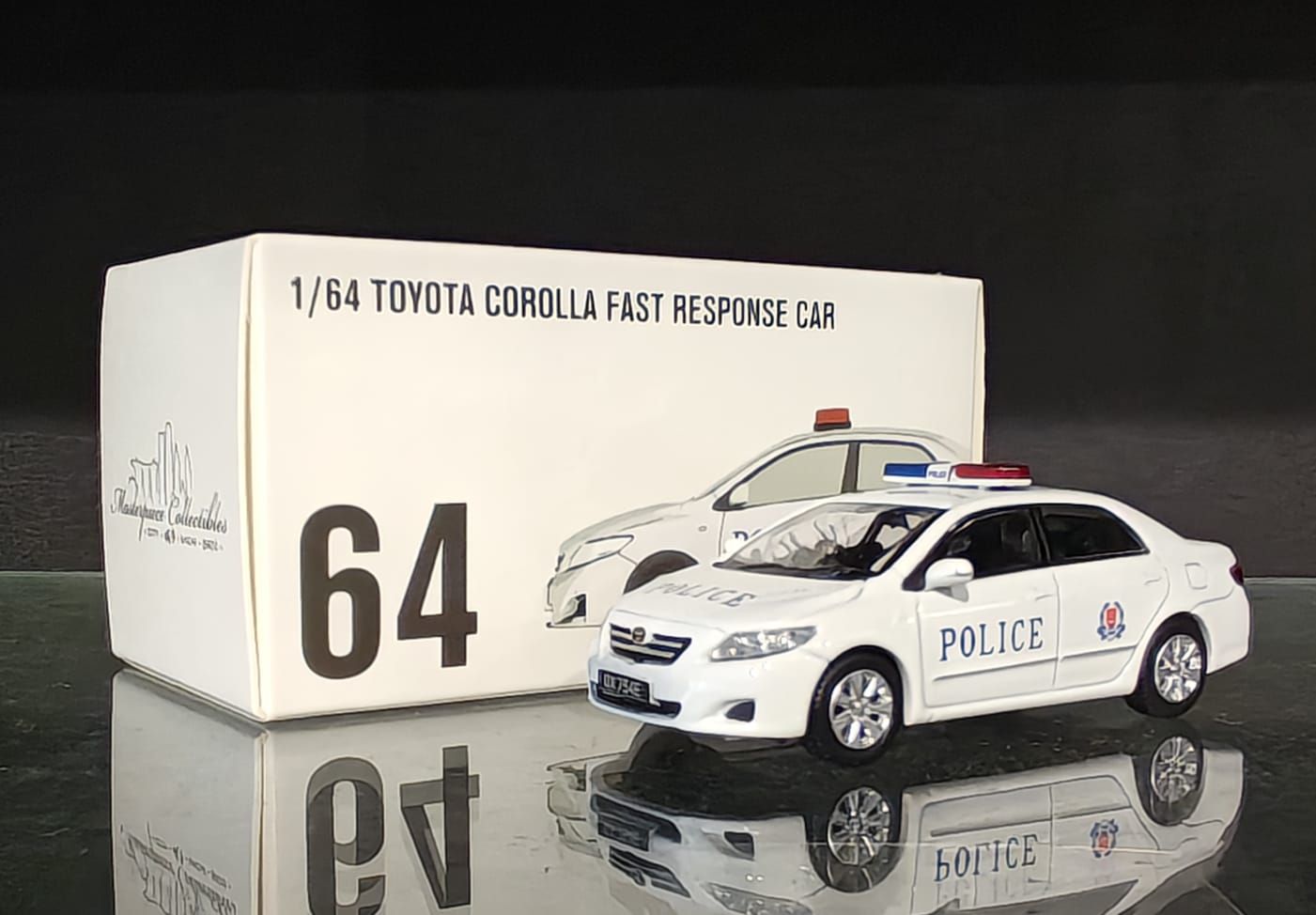 1/64 Toyota Corolla Fast Response Car No.64
