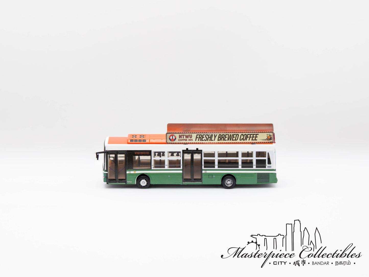 1/110 Singapore Scania K23OUB Coffee Bus (Shop Exclusive)