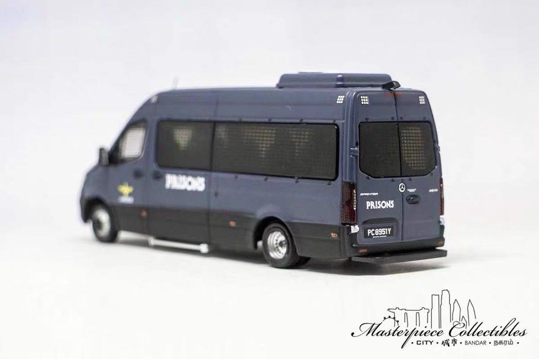 1/64 Mercede-Benz Sprinter Spear Command Vehicle-MCCITY64-BENZSP12